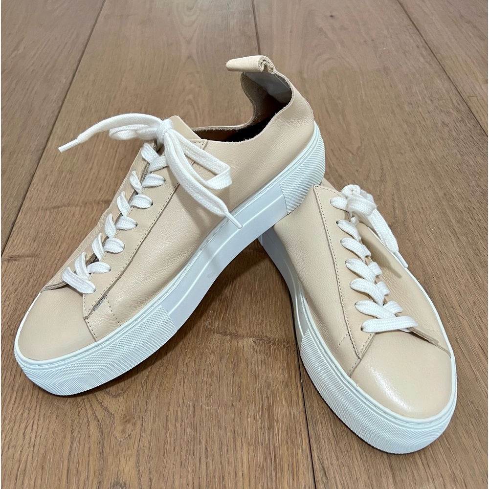 Who What Wear Platform Sneaker Size 9